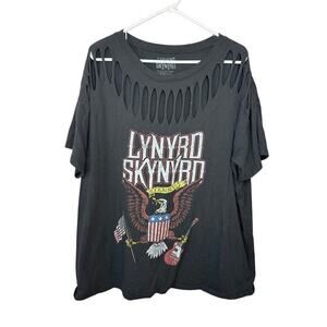 Lynyrd Skynyrd Women’s 2XL Black Rock & Roll Peekaboo Neck T-Shirt Eagle Guitar